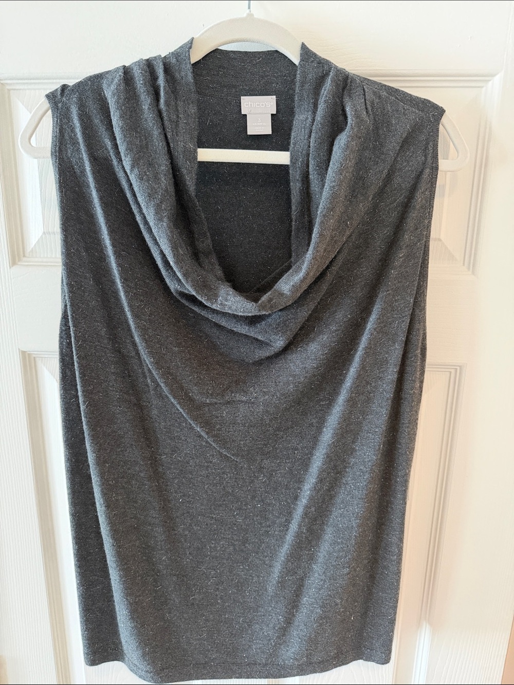 Chico's Sleeveless Cowl Neck Sweater Tank in Charcoal Gray